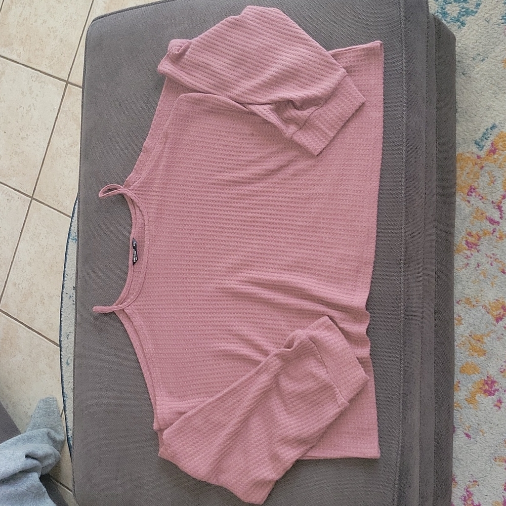 Shein Curve Cold Shoulder Crop Shirt